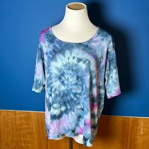 Tye dye top